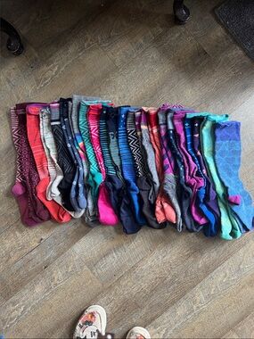 22 pairs Sockwell Women's Compression Socks — Mixed Colors Pack all size S/M